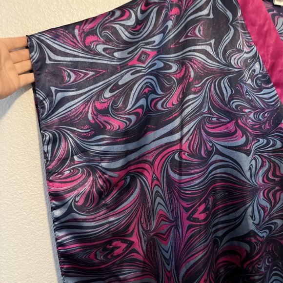 Jessica Long Caftan By Winlar Size One Size Fits Most - Picture 6 of 10